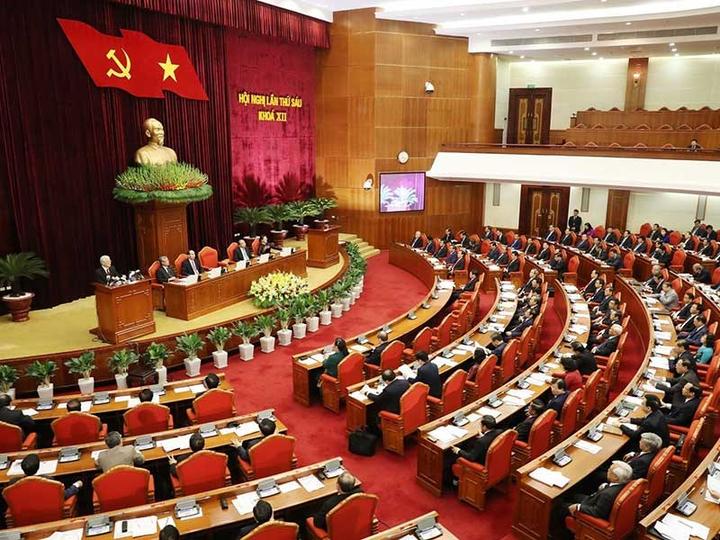 Nội dung: Mùa hè đang đầy vui vẻ với những bức tường nhảy vò đang xu hướng trên mạng