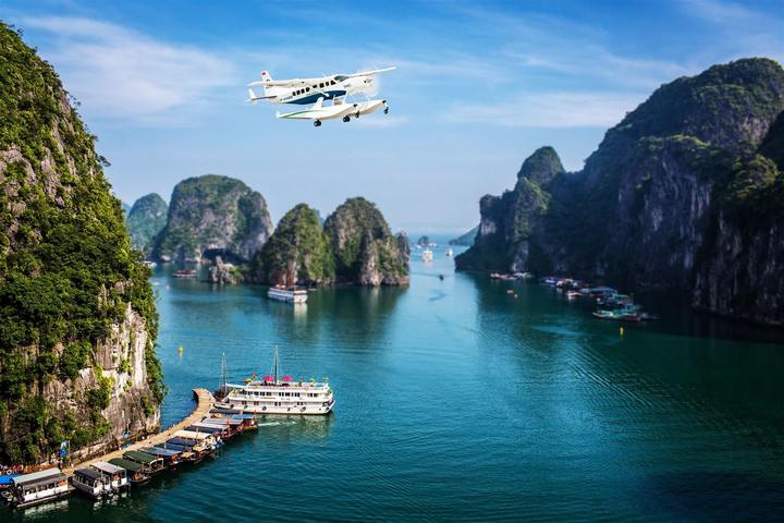 Có 1 kiểu áo quốc dân, dù - Cảm hứng video marketing từ Hotspot Matrix