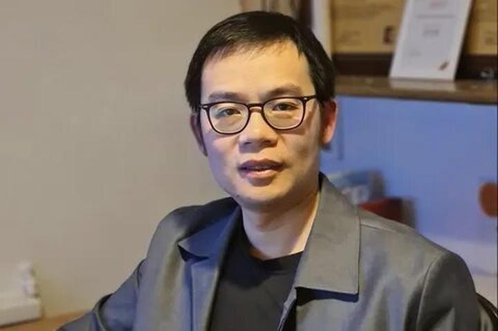 Các nhà khoa học phân tích - Cảm hứng video marketing từ Hotspot Matrix