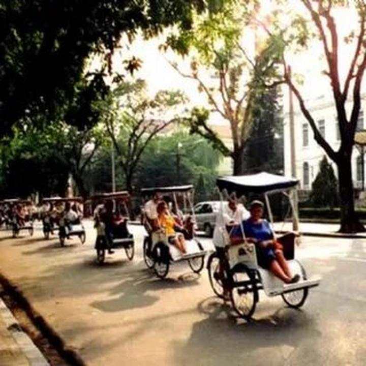 Hotspot Matrix: Biến Gánh nặng làm con nhà thành cơ hội marketing đột phá