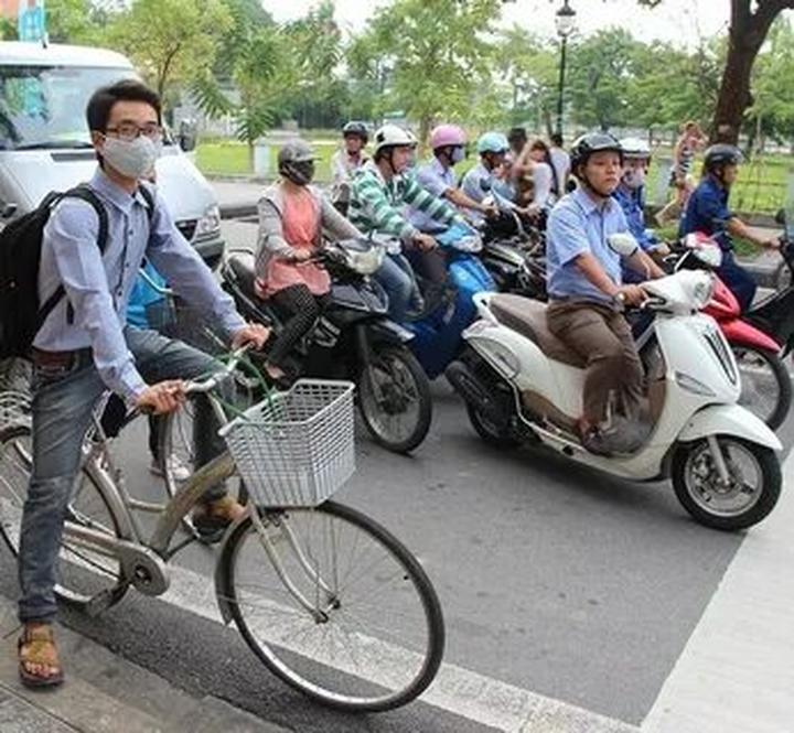 Từ Khuyết Tật Đến Triệu View: Câu Chuyện Cảm Hứng Của Tuấn Anh